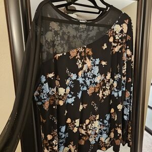 VENUS Black Floral Blouse with Sheer Sleeves